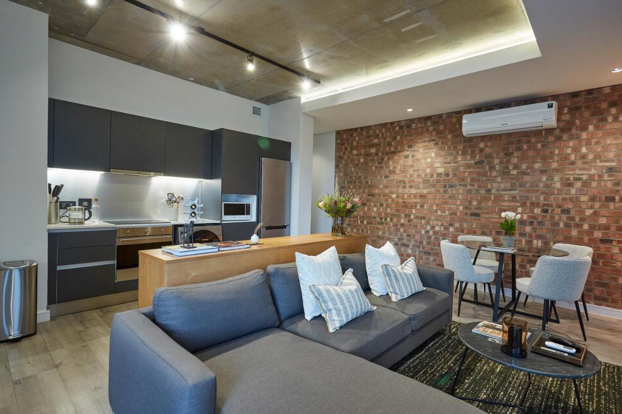 The Signature Luxury Apartment Fokváros Kültér fotó
